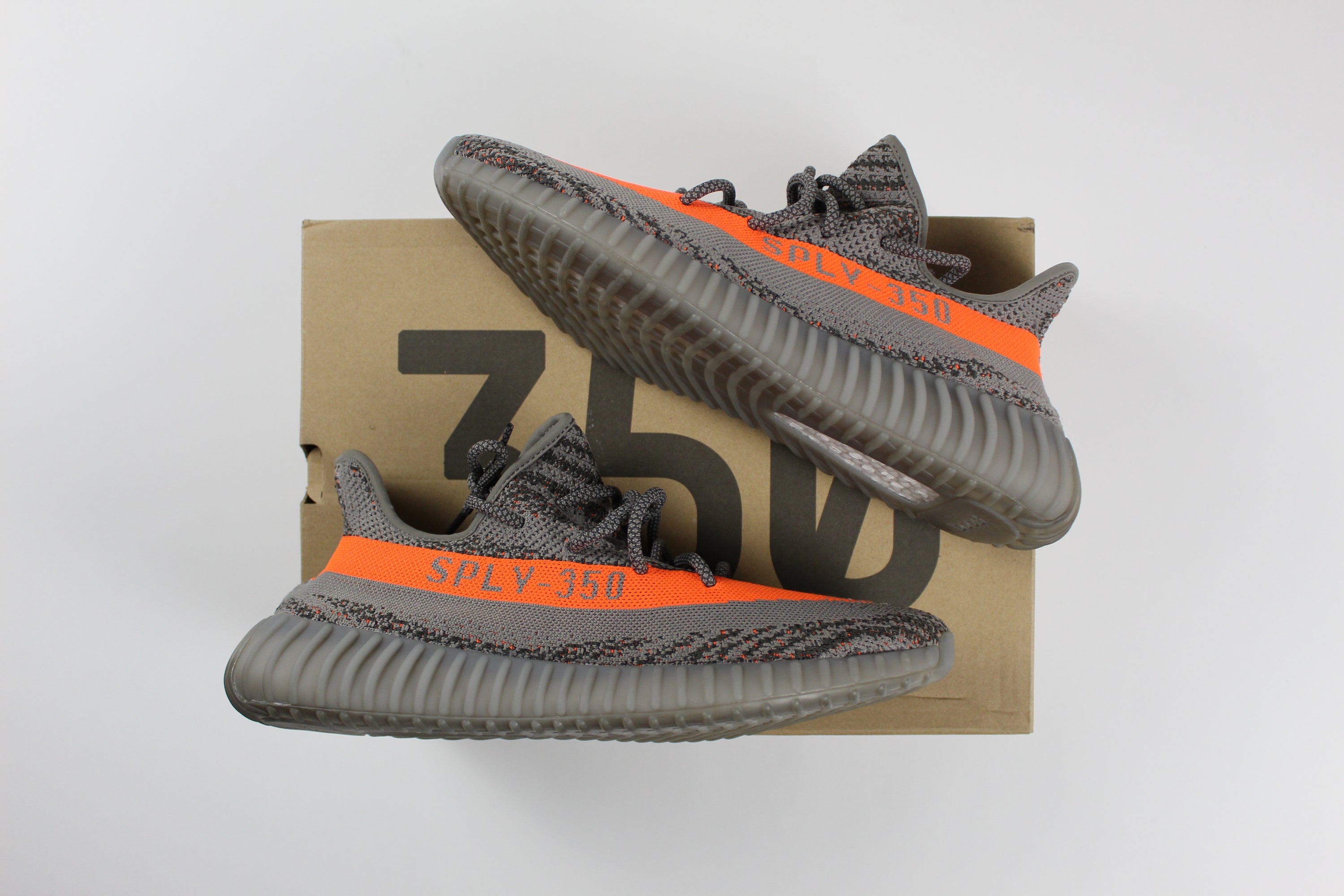 (PRE-OWNED) Adidas Yeezy Boost 350 V2 Beluga Reflective