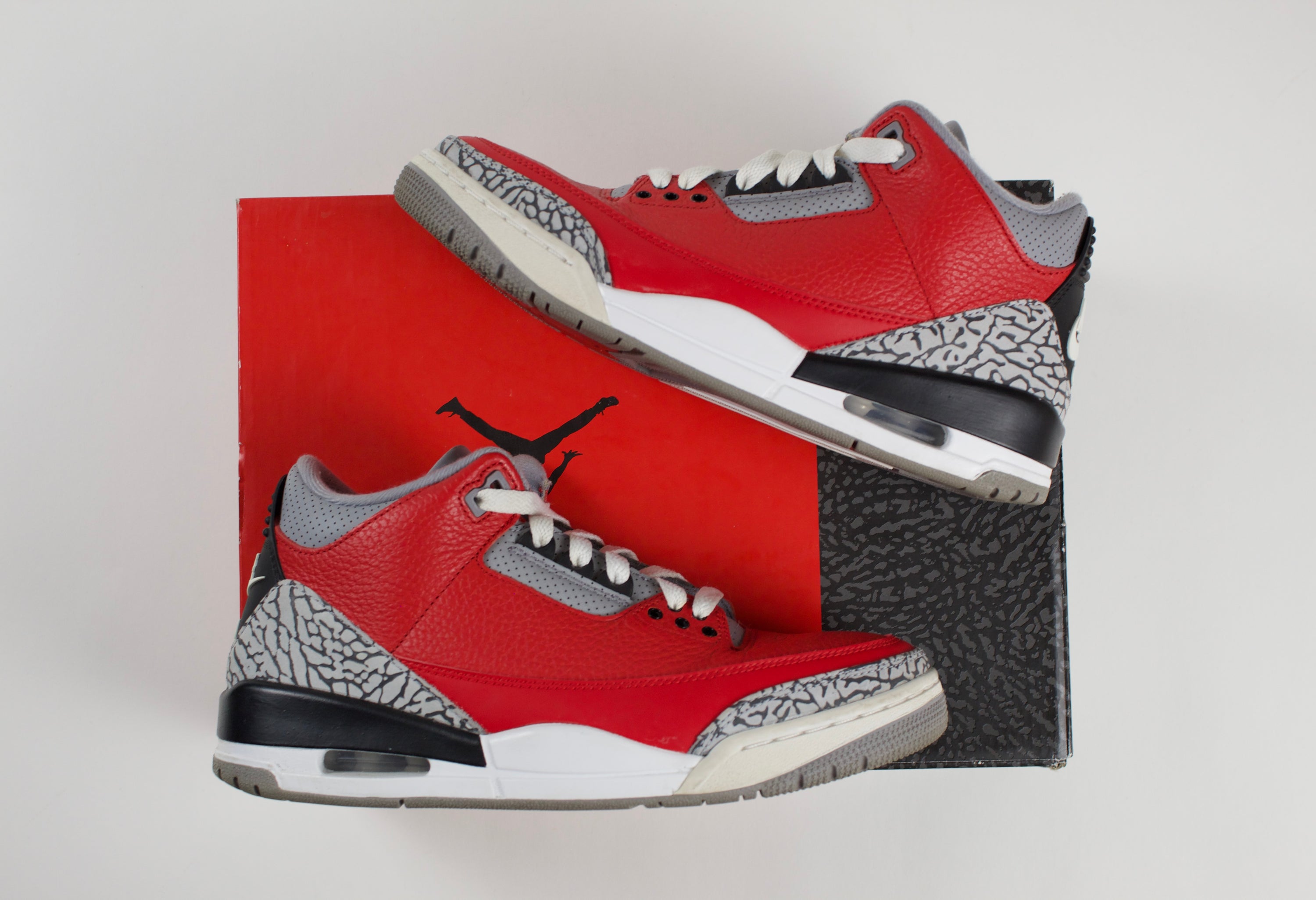 (PRE-OWNED) Jordan 3 Retro SE Unite (Chicago Exclusive)