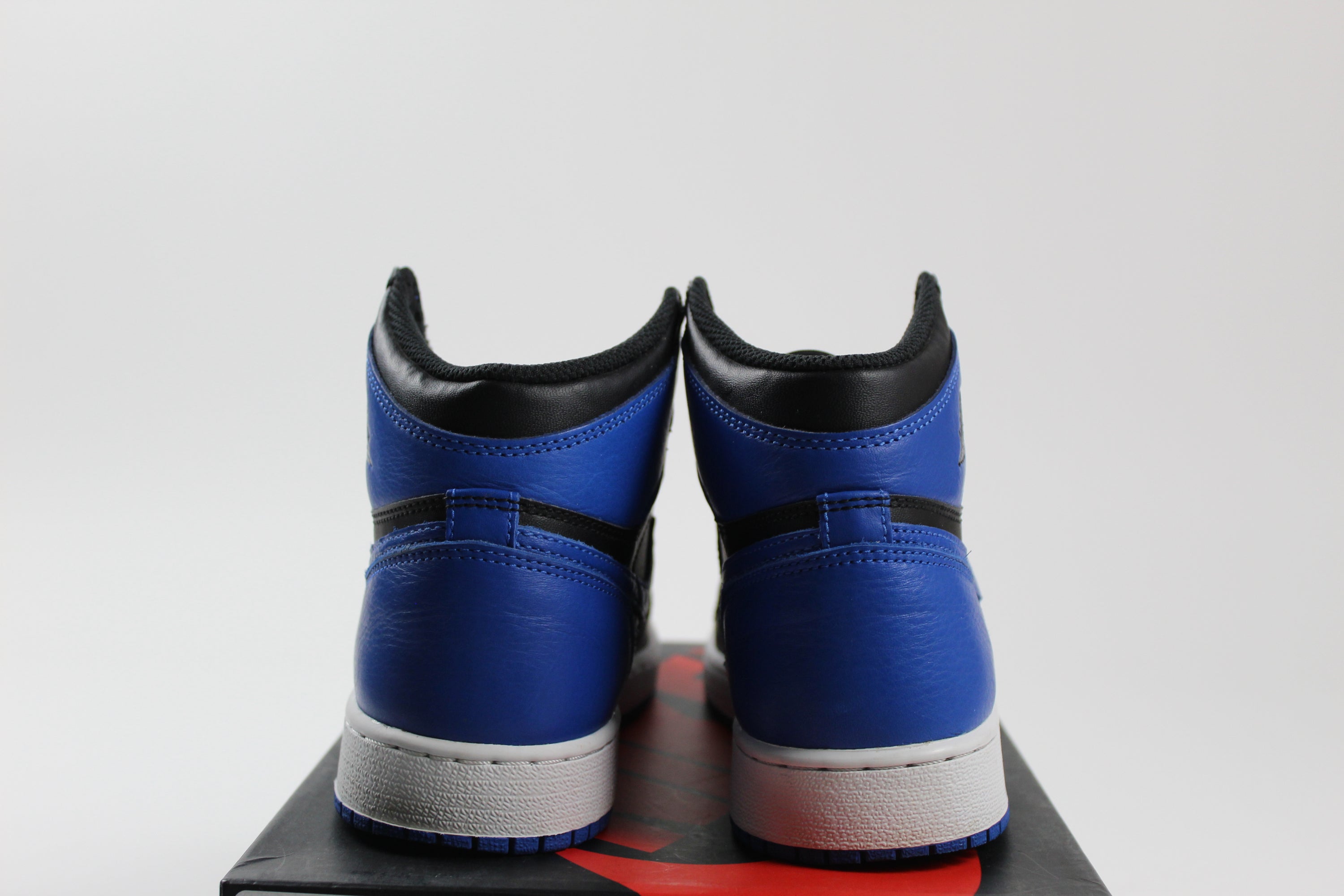 (PRE-OWNED) Jordan 1 Retro Royal (2017) (GS)