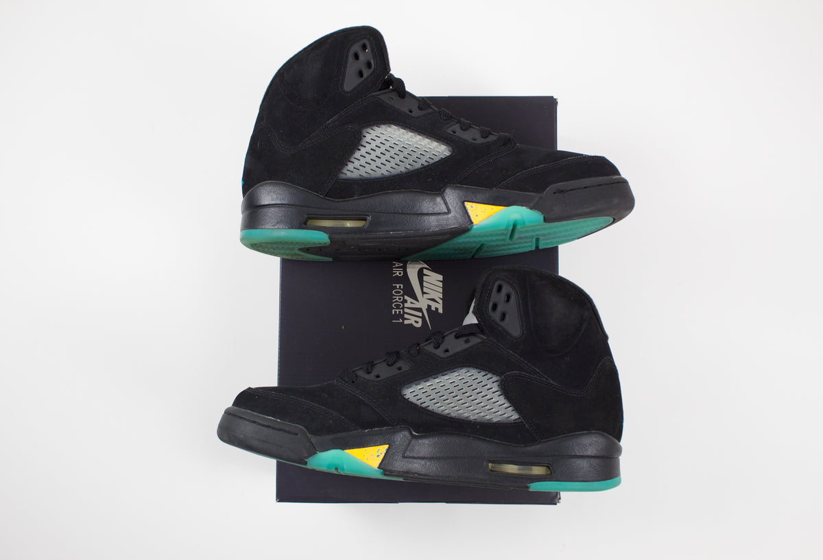 (PRE-OWNED) Jordan 5 Retro Aqua
