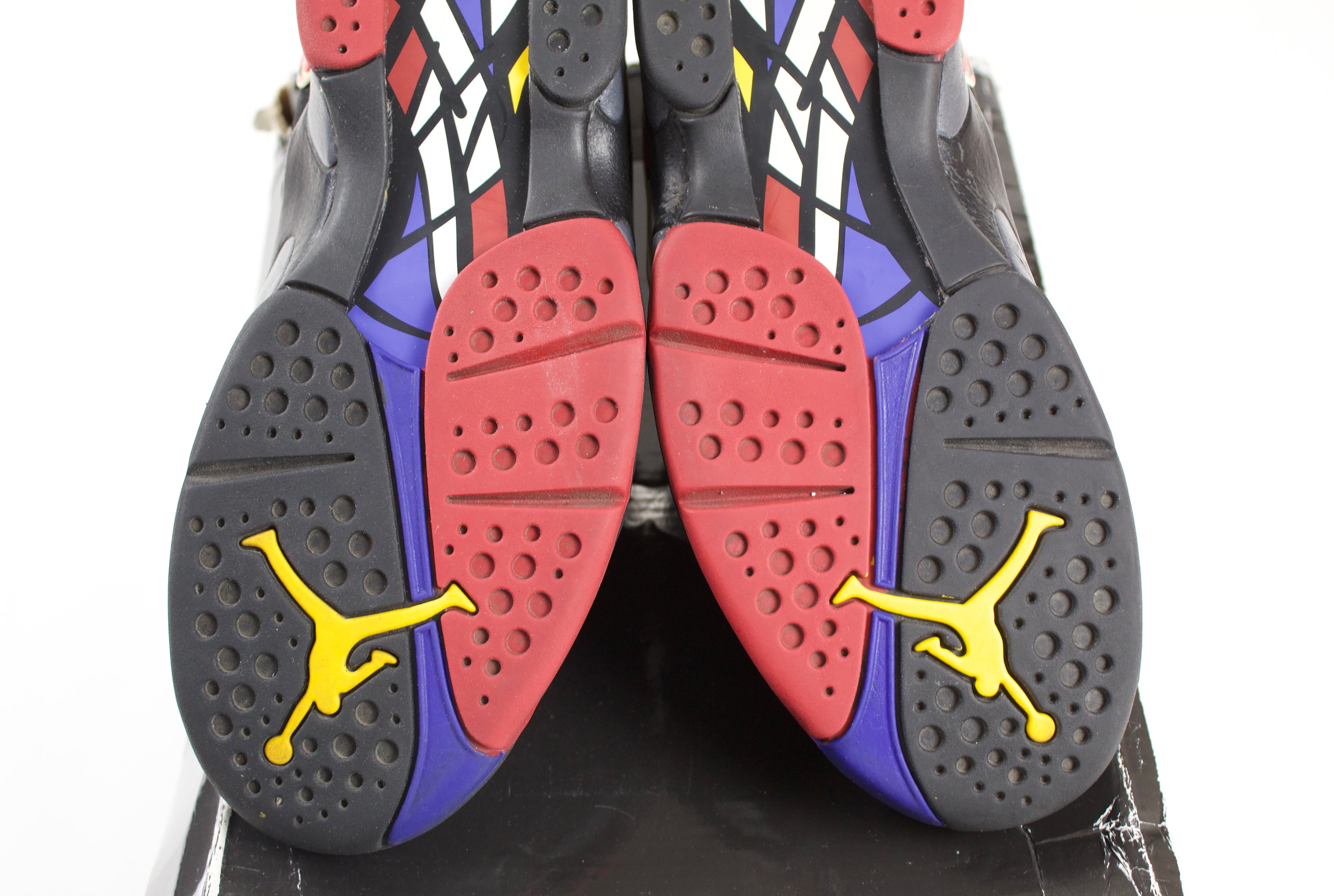 (PRE-OWNED) Jordan 8 Retro Playoffs (2013)