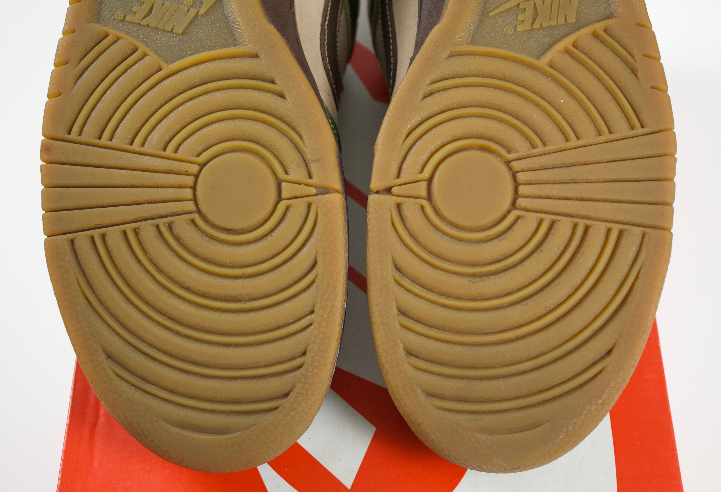 (PRE-OWNED) Nike SB Dunk Low Jedi
