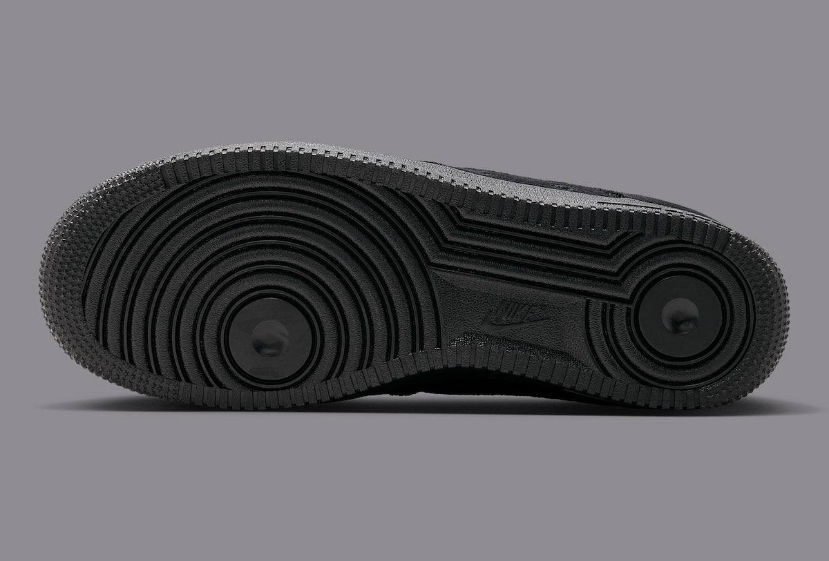 Nike Air Force 1 Low Triple Black Canvas