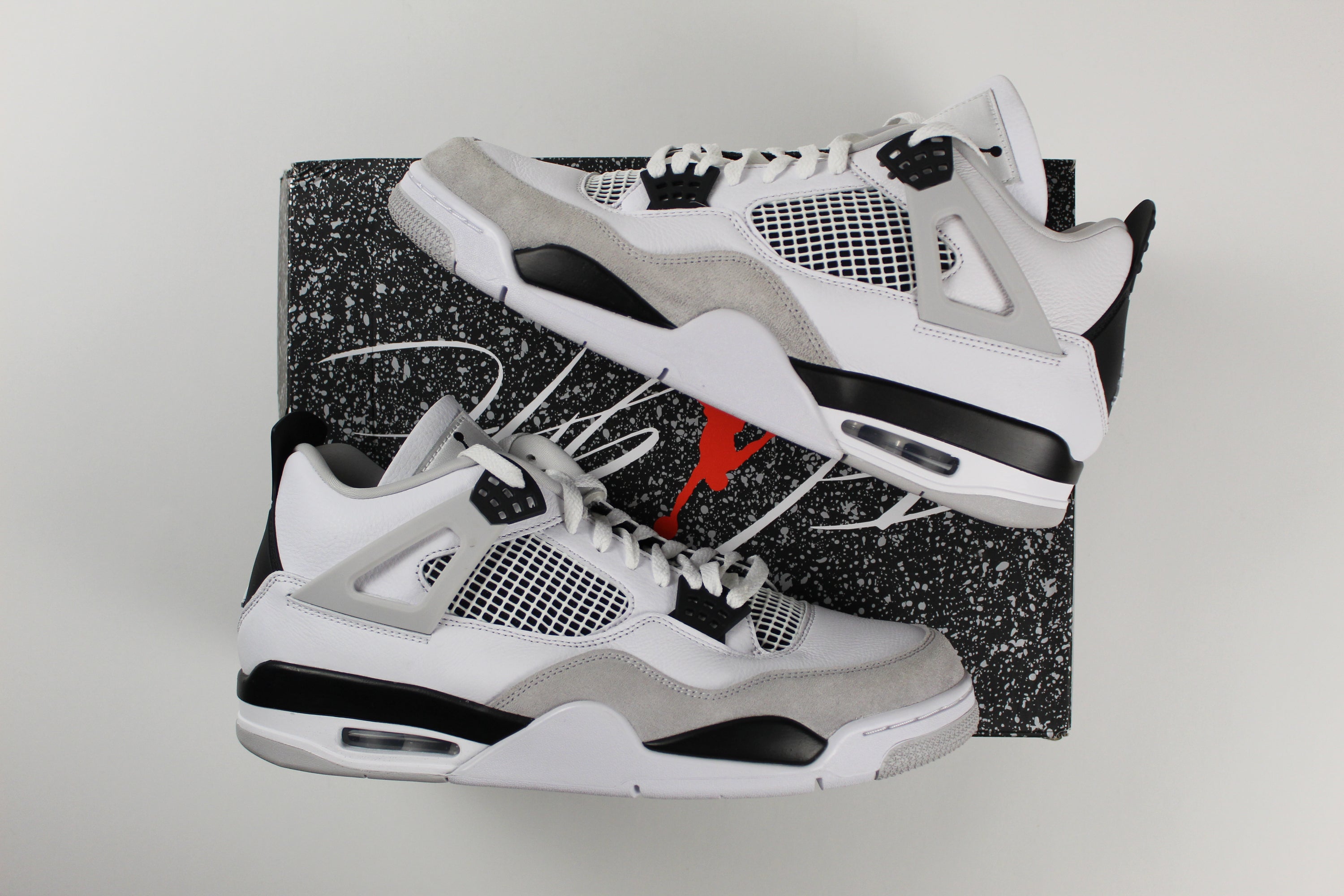 (PRE-OWNED) Jordan 4 Retro Military Black