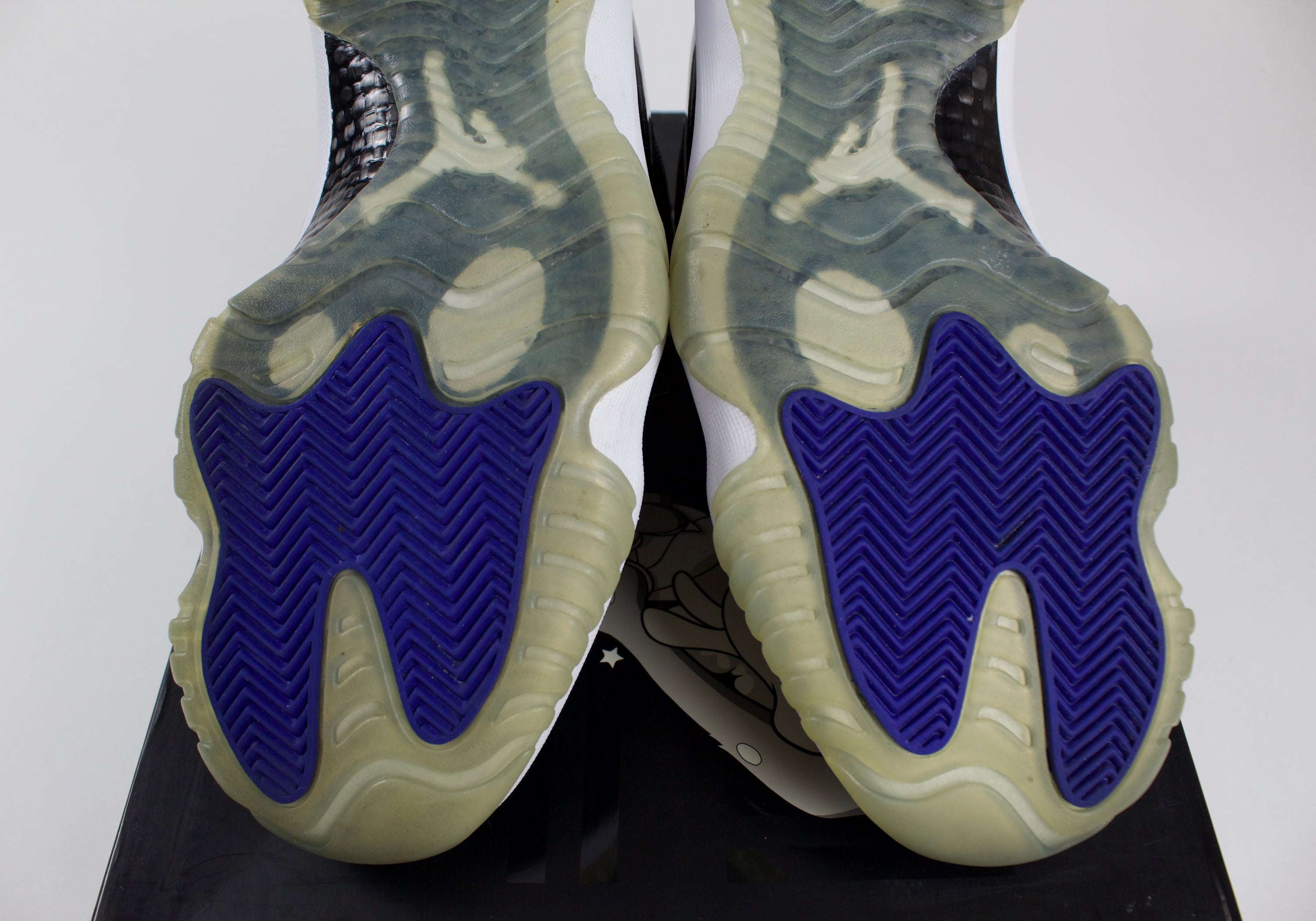 (PRE-OWNED) Jordan 11 Retro Space Jam (2016)