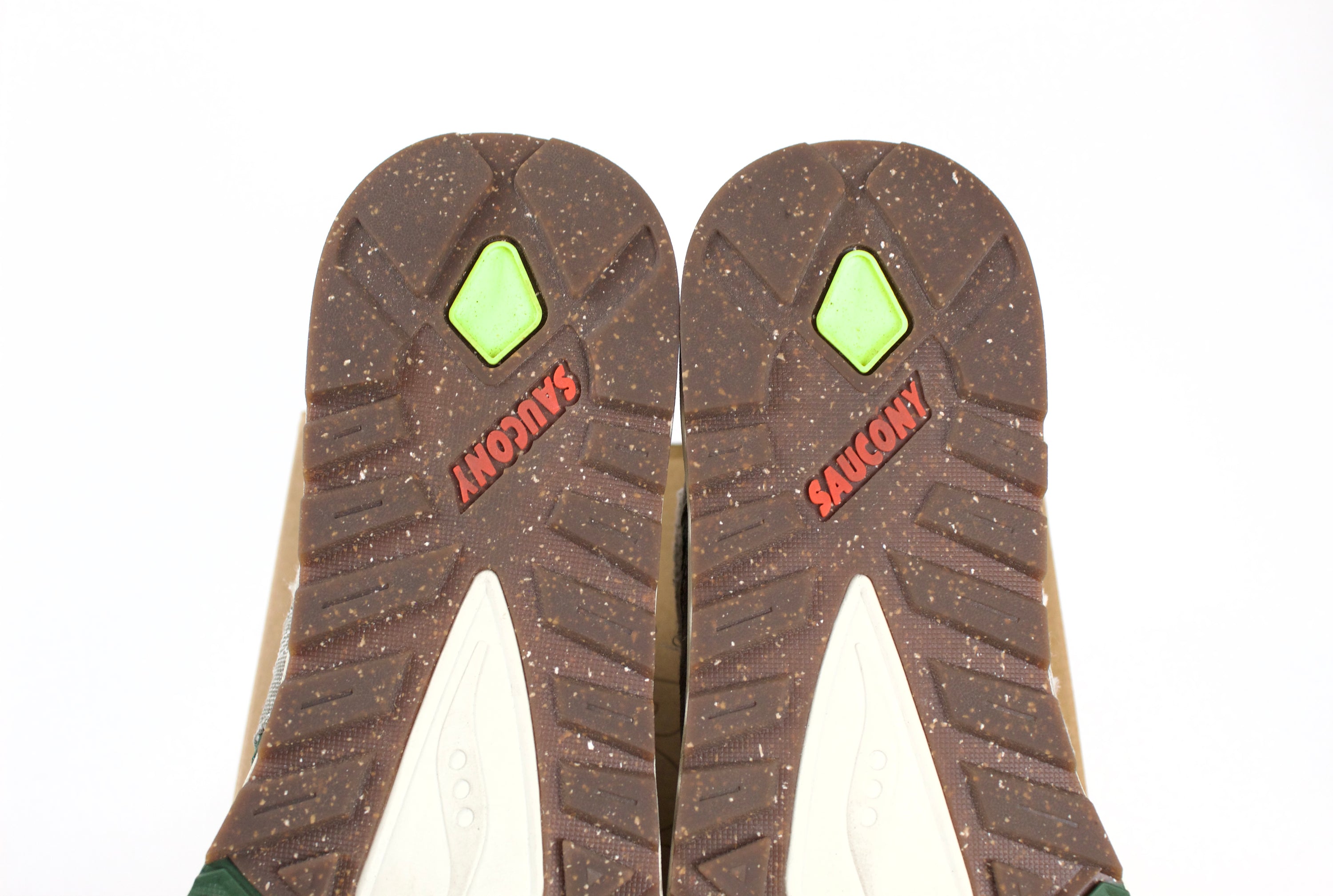 (PRE-OWNED) Saucony Grid Shadow 2 Bodega Jaunt Woven