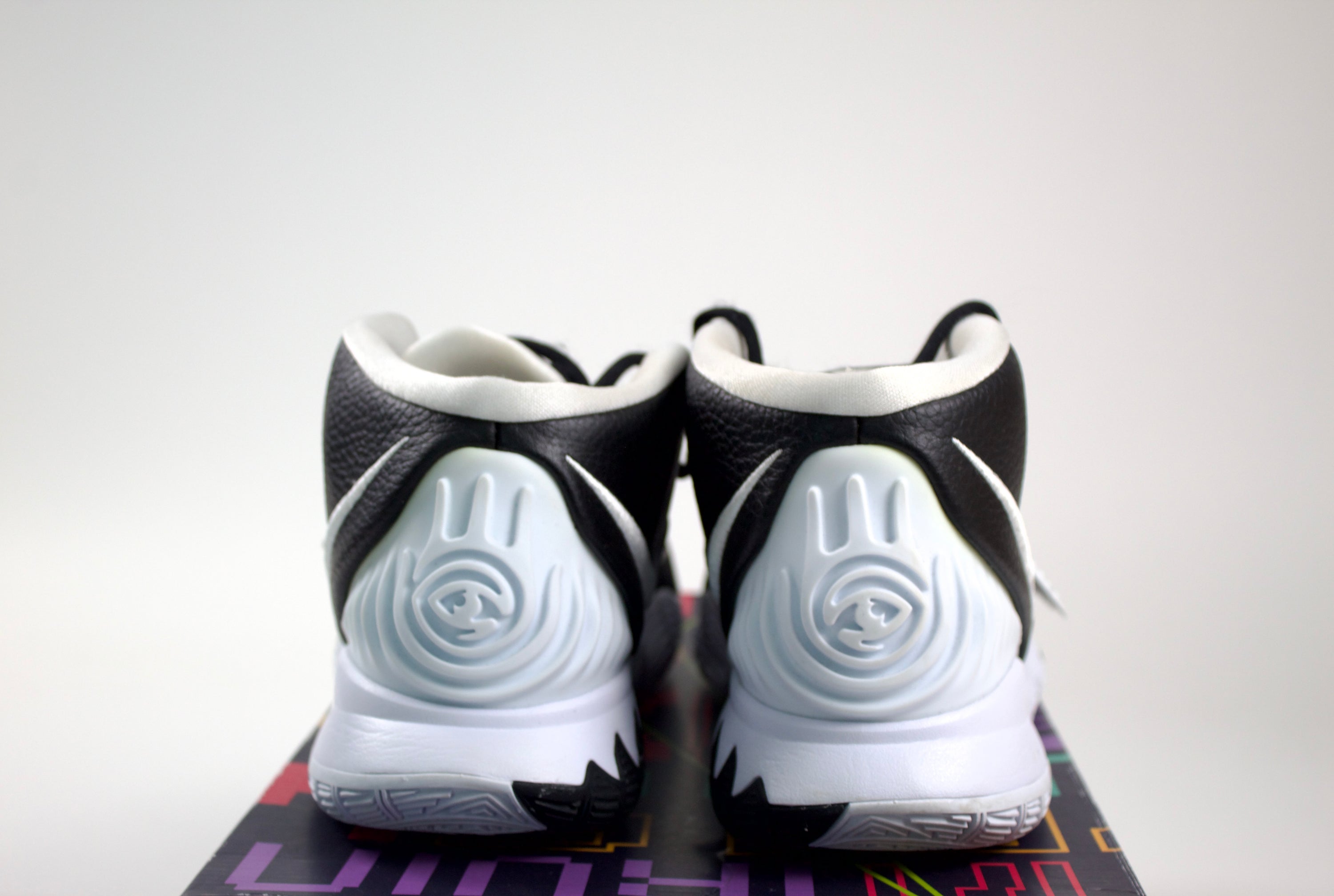 (PRE-OWNED) Nike Kyrie 6 Team Black White