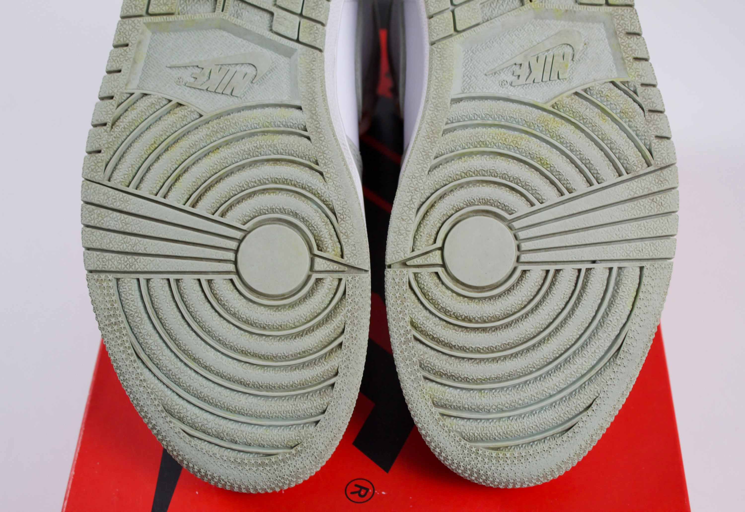 (PRE-OWNED) Jordan 1 Retro High OG Seafoam (WMNS)