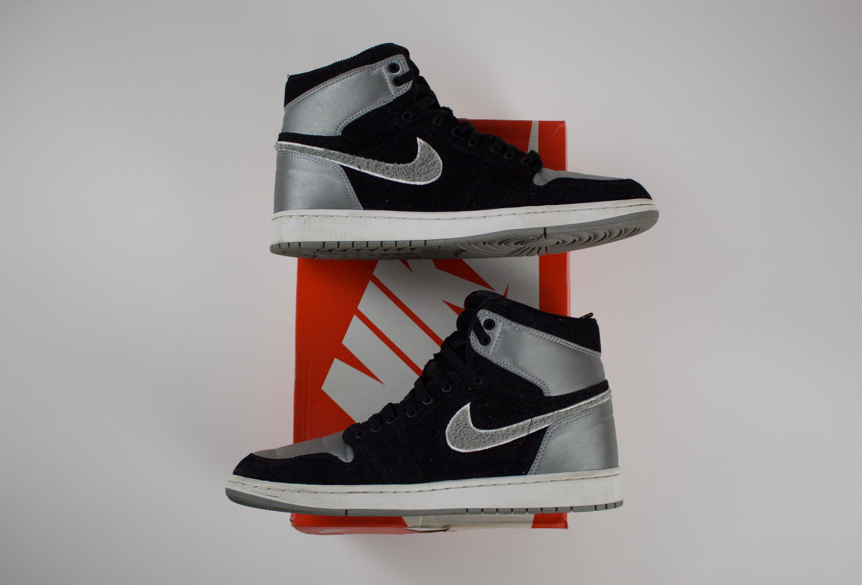 Jordan 1 Retro High Aleali May Shadow Sample Pair