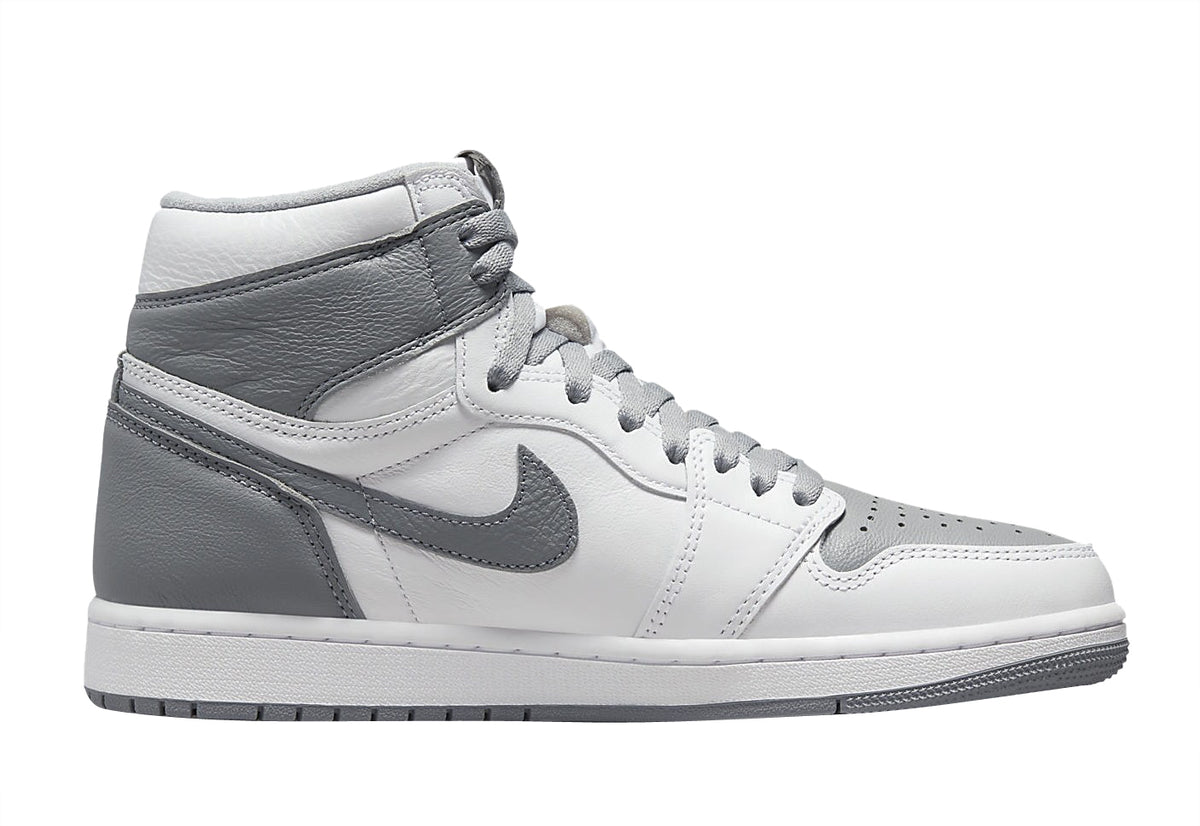 Jordan 1 Retro High OG Stealth