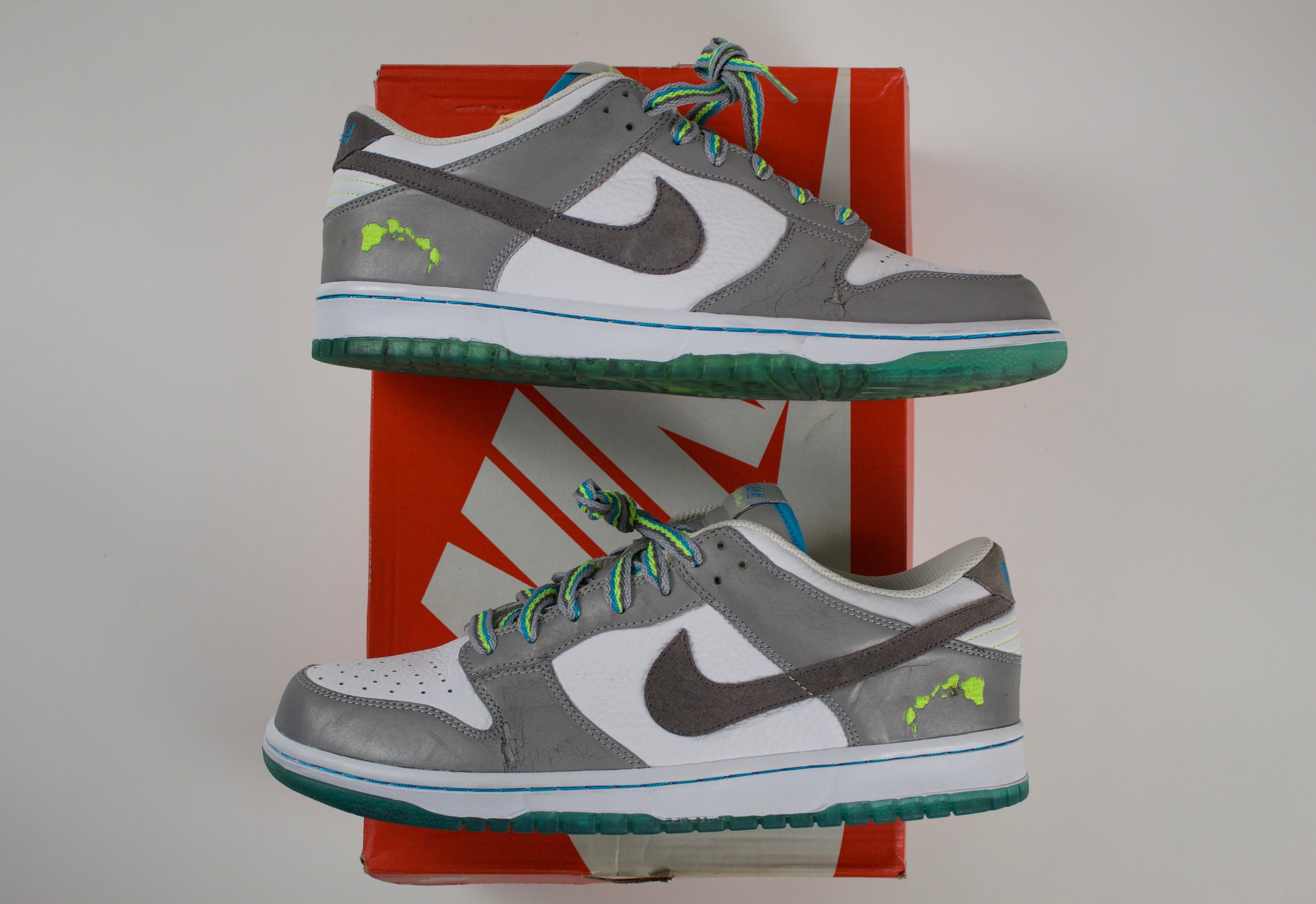 (PRE-OWNED) Nike Dunk Low Ohana 2011 NFL Pro Bowl F&F
