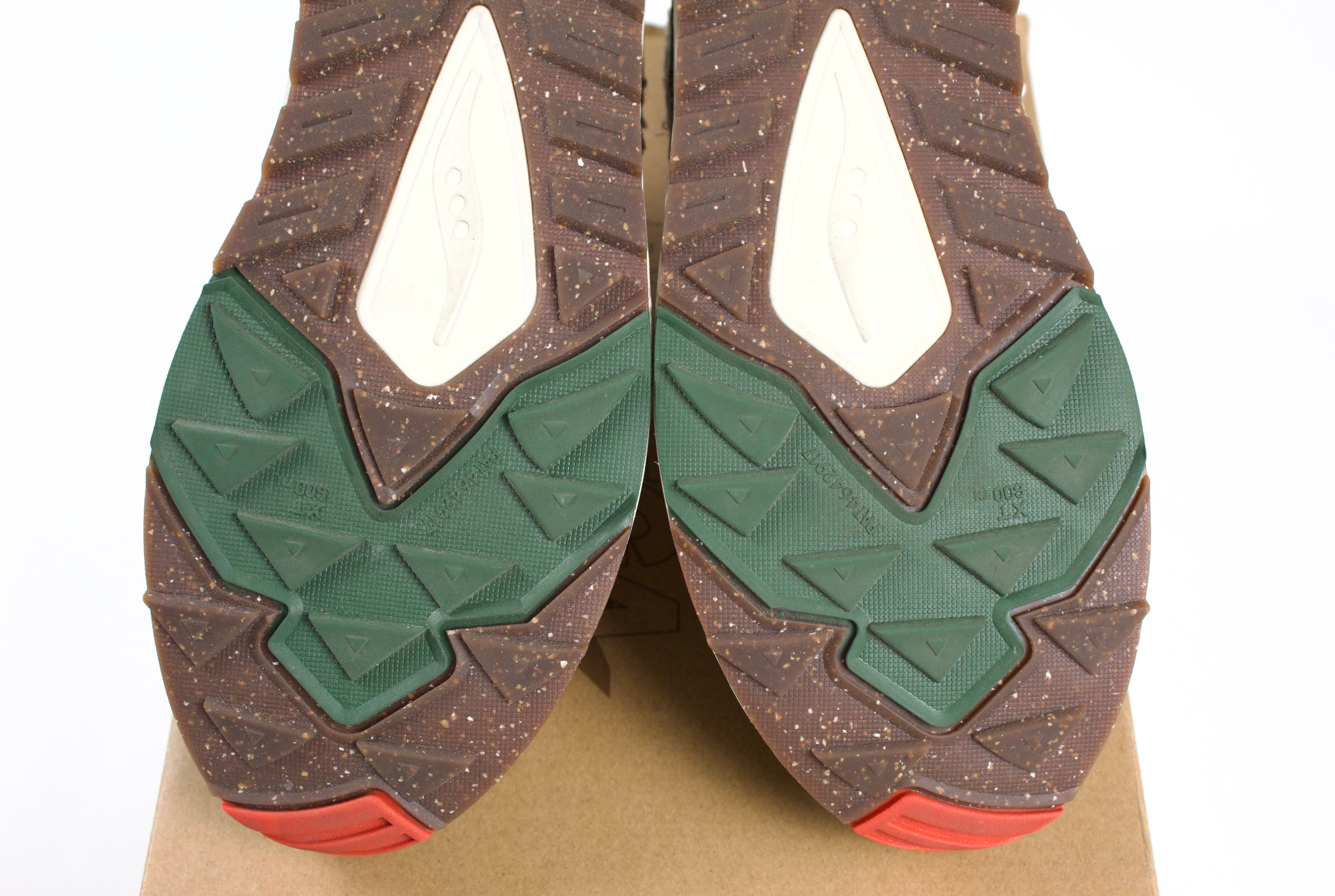 (PRE-OWNED) Saucony Grid Shadow 2 Bodega Jaunt Woven