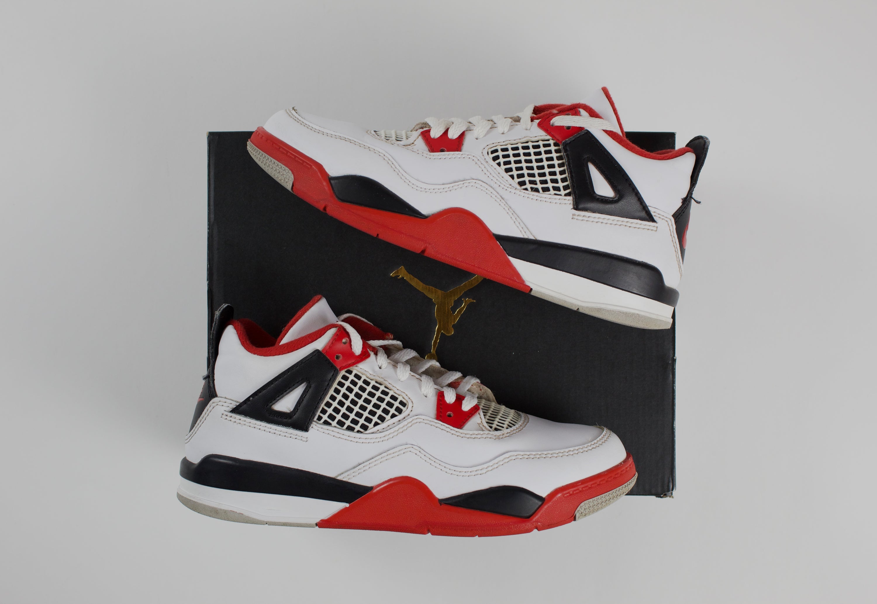 (PRE-OWNED) Jordan 4 Retro Fire Red (2020) (PS)
