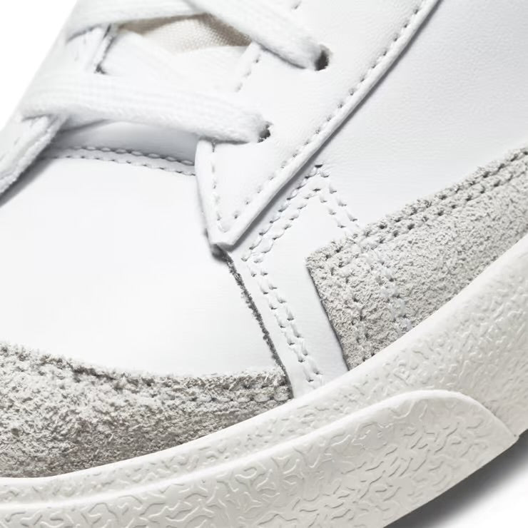 Nike Blazer Mid 77 White Black (WMNS)