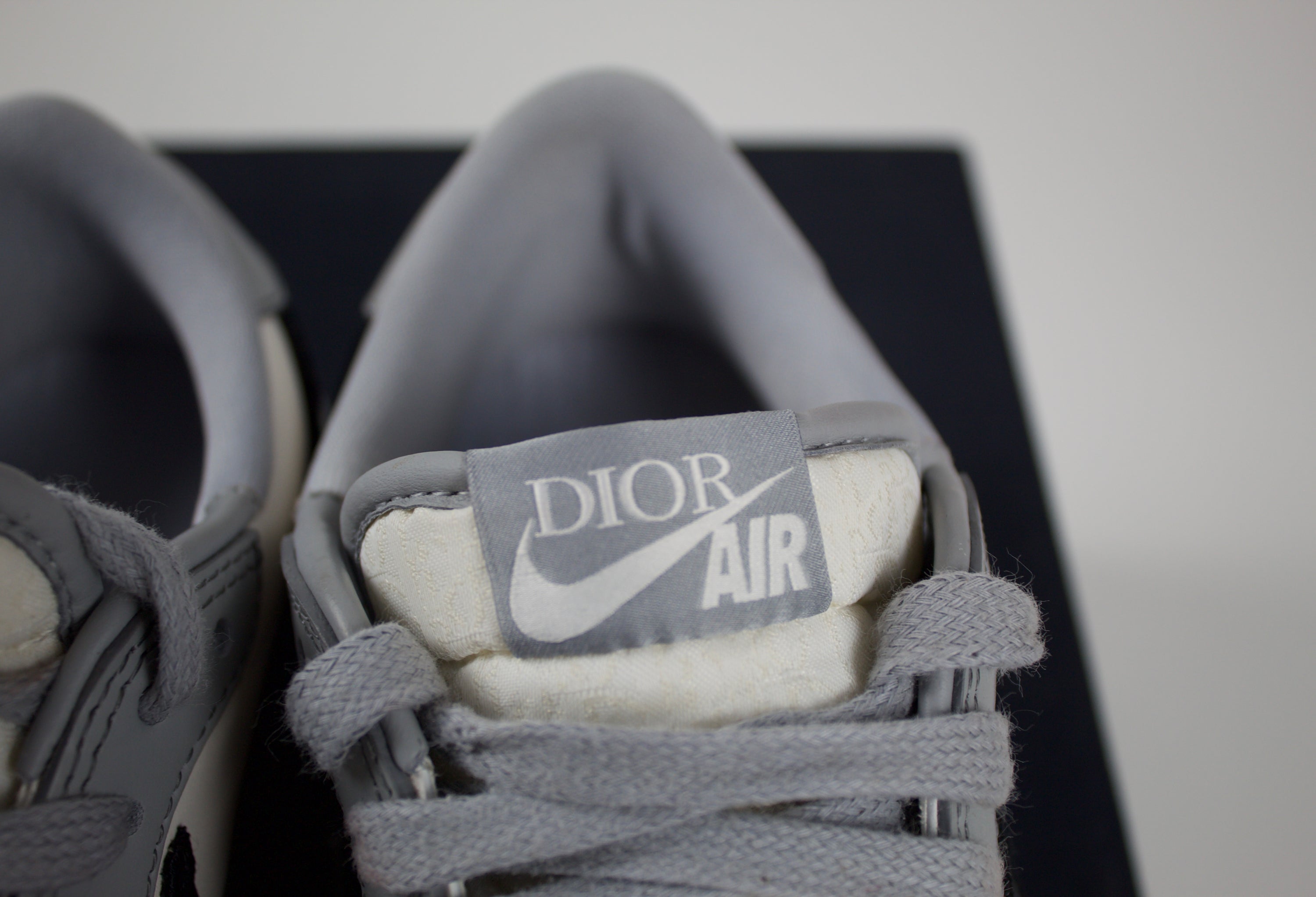 (PRE-OWNED) Jordan 1 Retro Low Dior