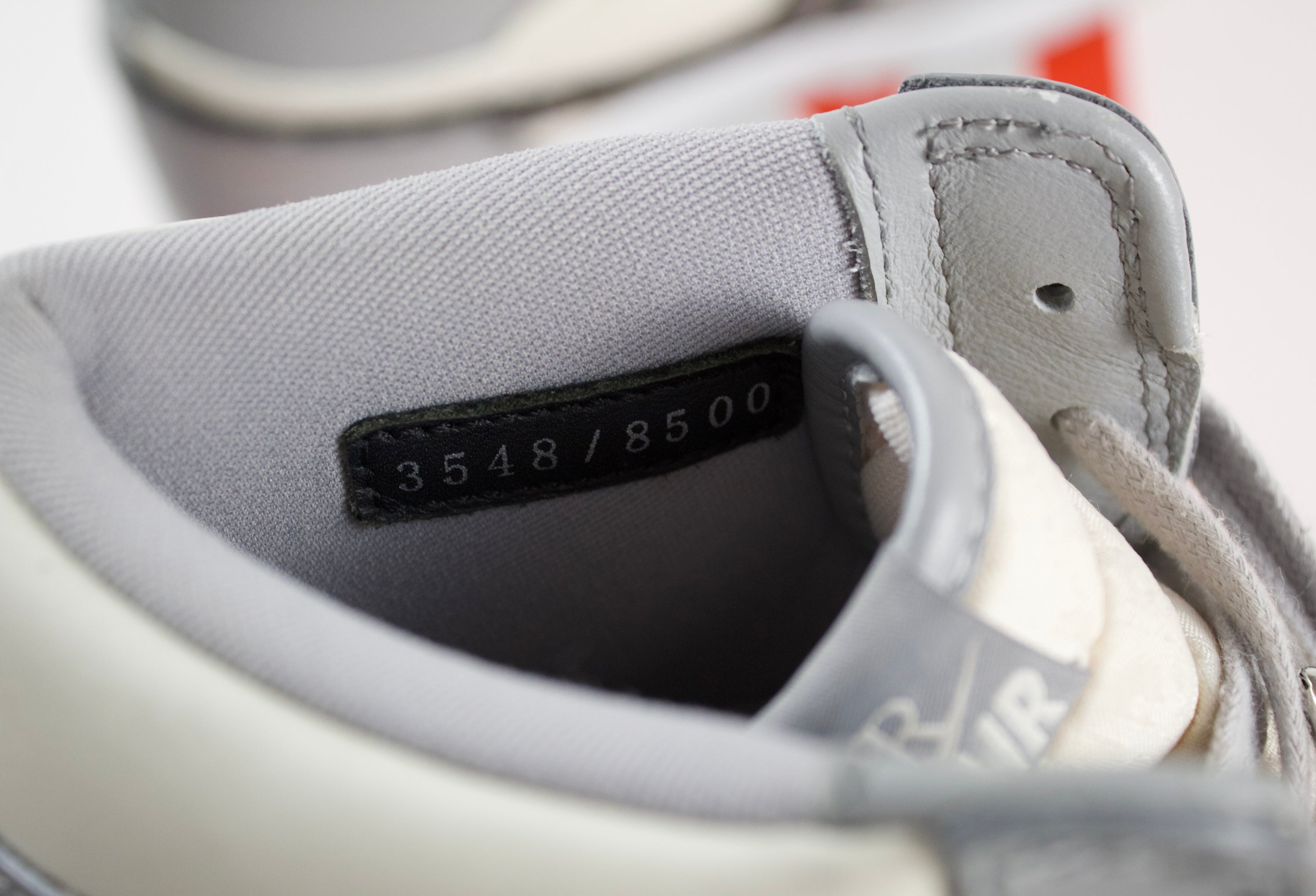 (PRE-OWNED) Jordan 1 Retro High Dior