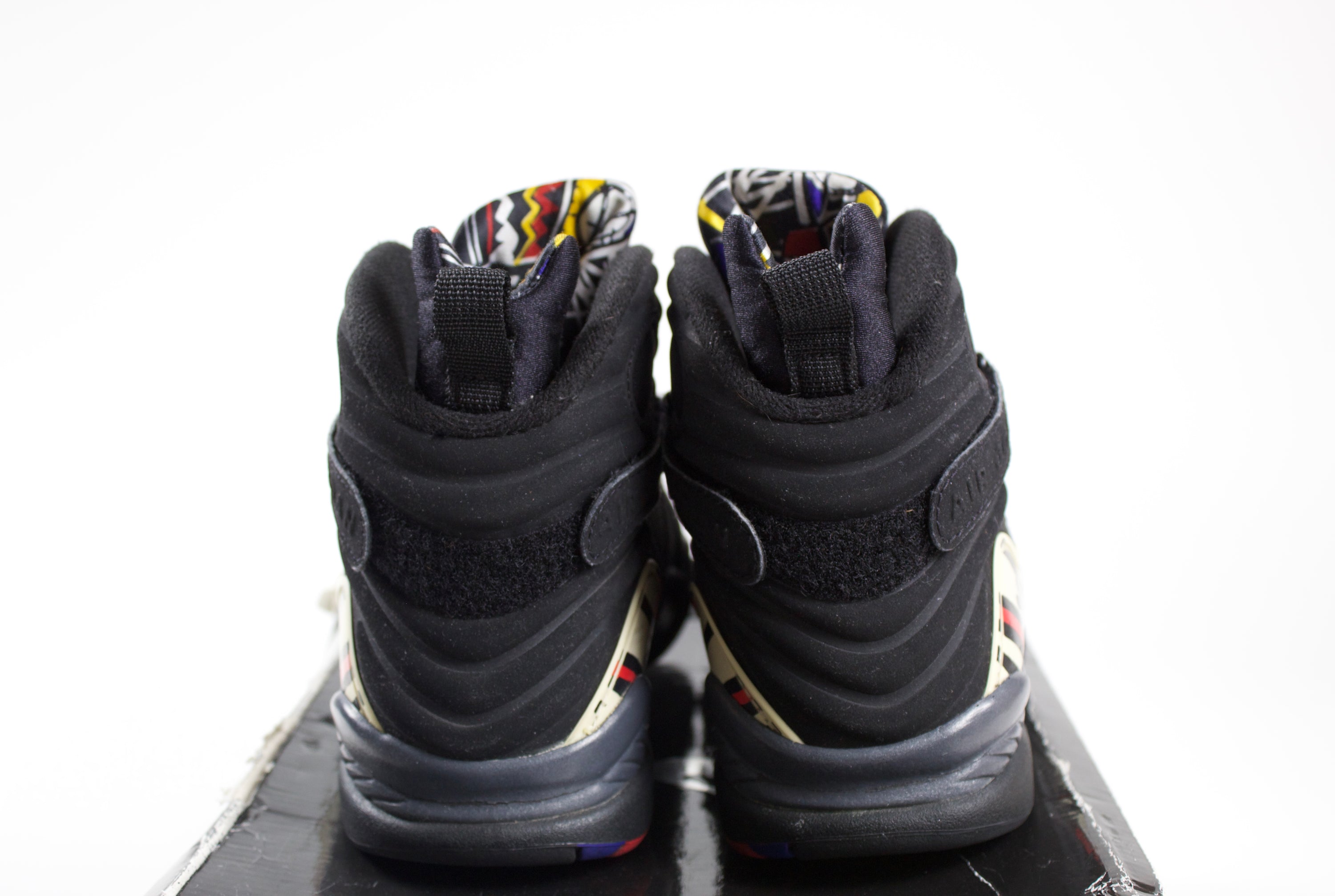 (PRE-OWNED) Jordan 8 Retro Playoffs (2013)