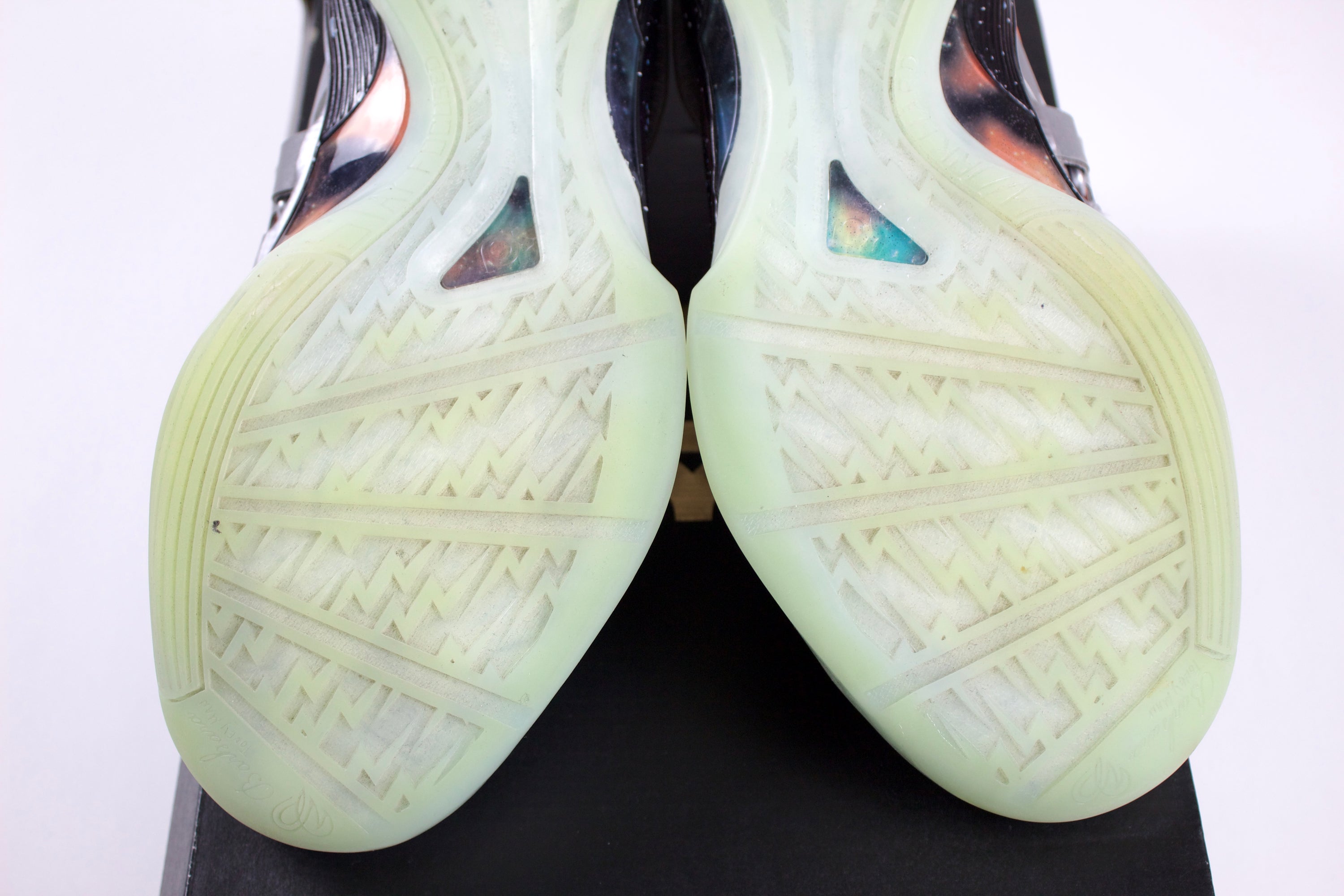 (PRE-OWNED) Nike KD 4 Galaxy (2024)
