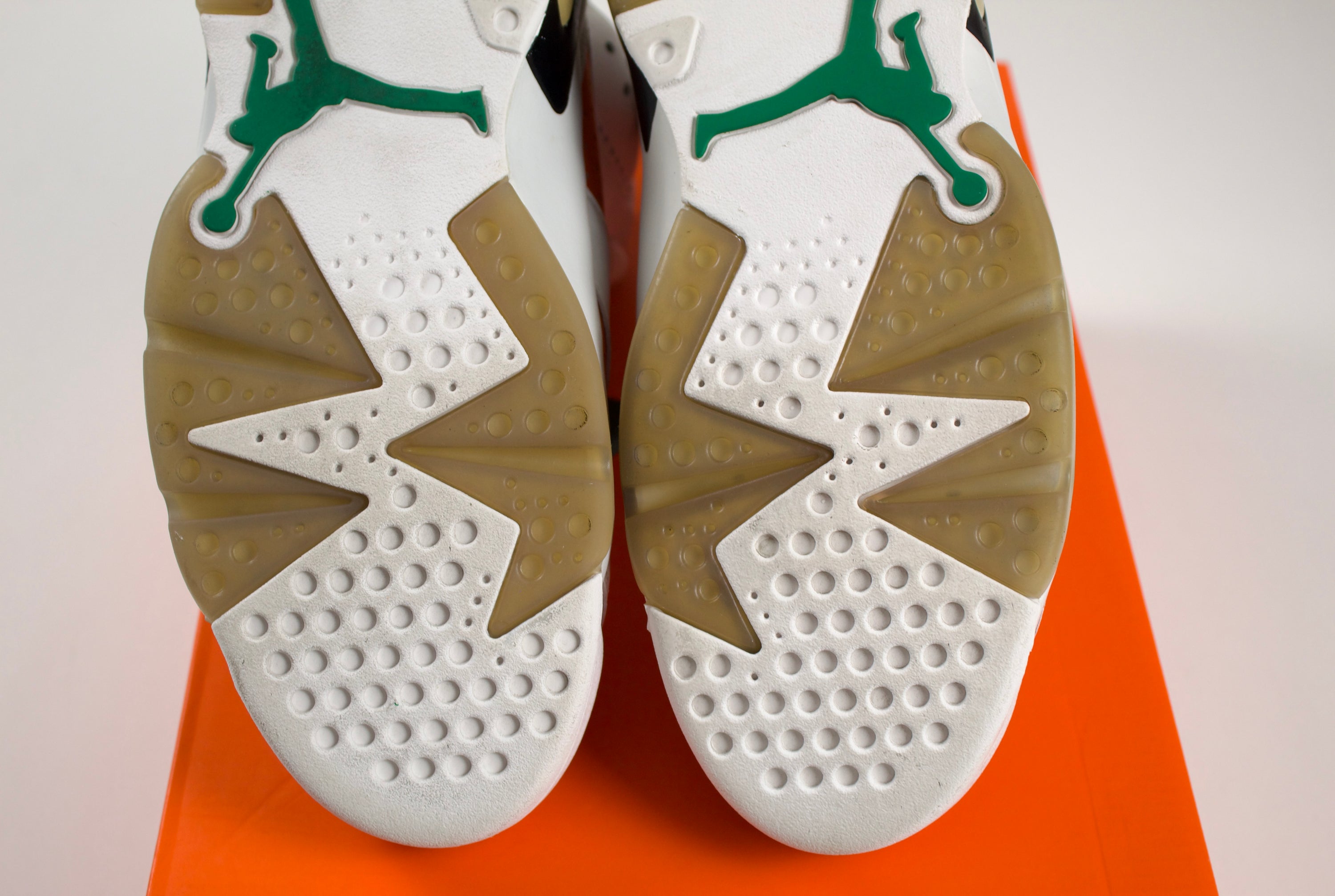 Jordan 6 Retro Gatorade Like Mike White
