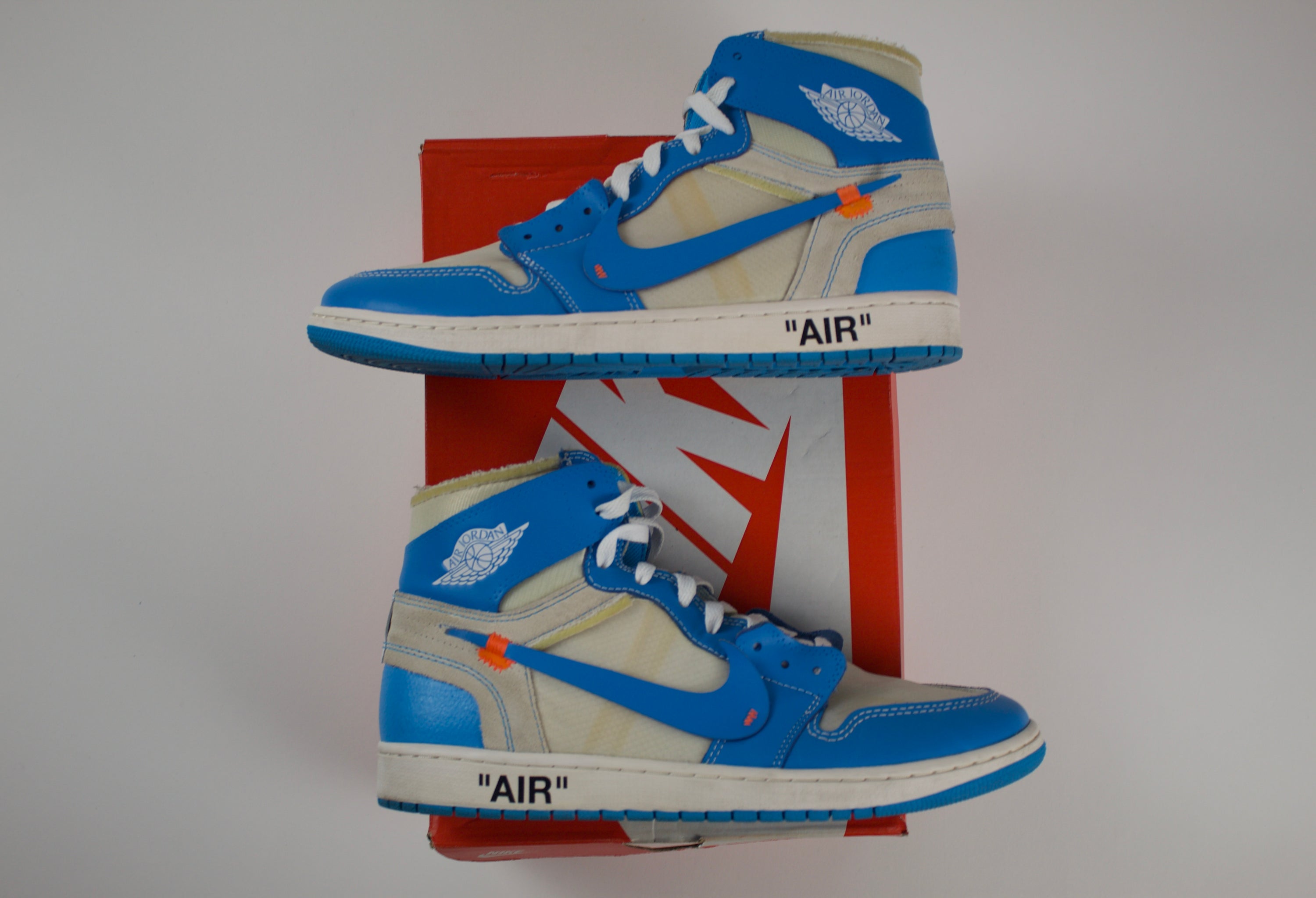 (PRE-OWNED) Jordan 1 Retro High Off-White University Blue