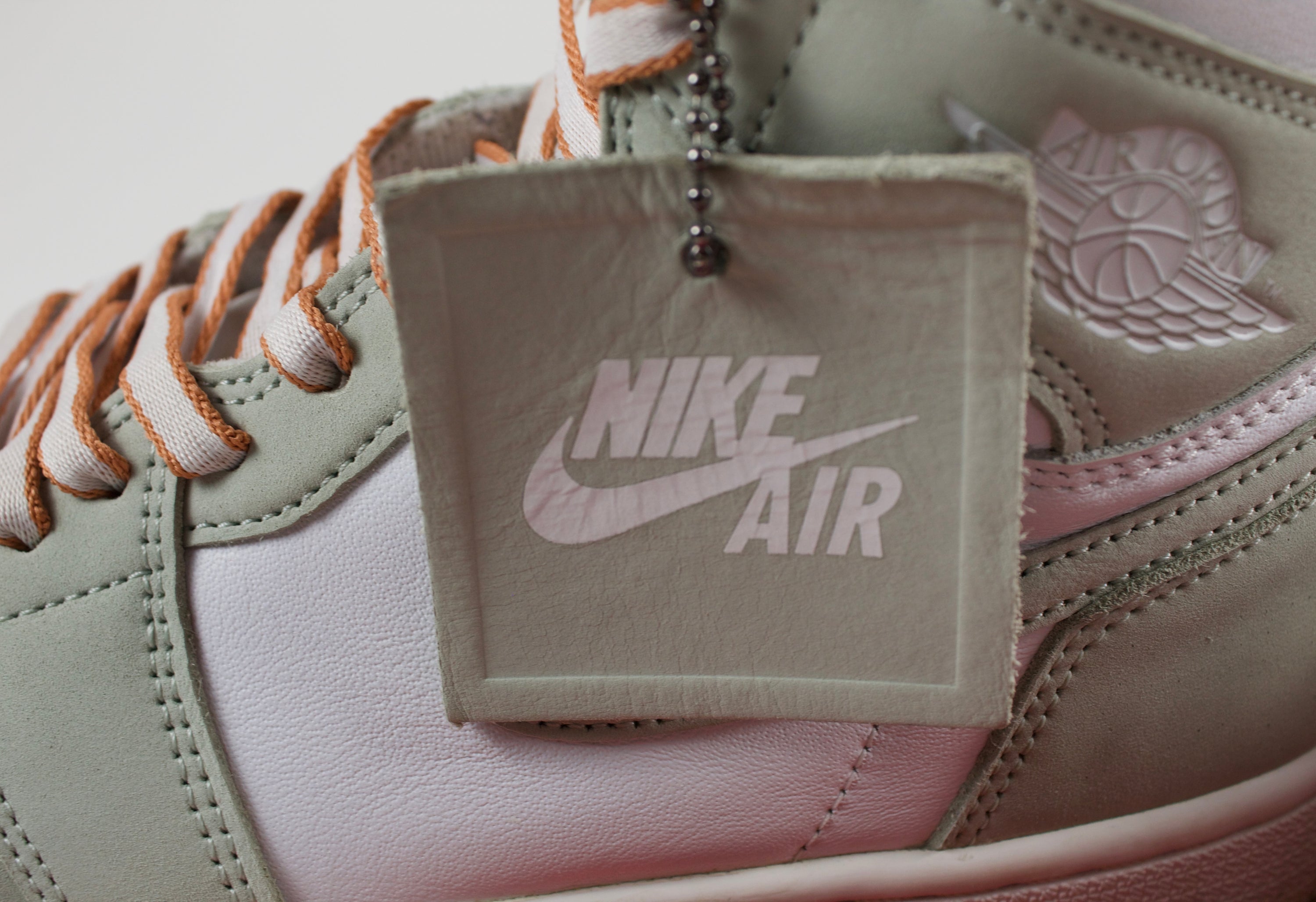 (PRE-OWNED) Jordan 1 Retro High OG Seafoam (WMNS)