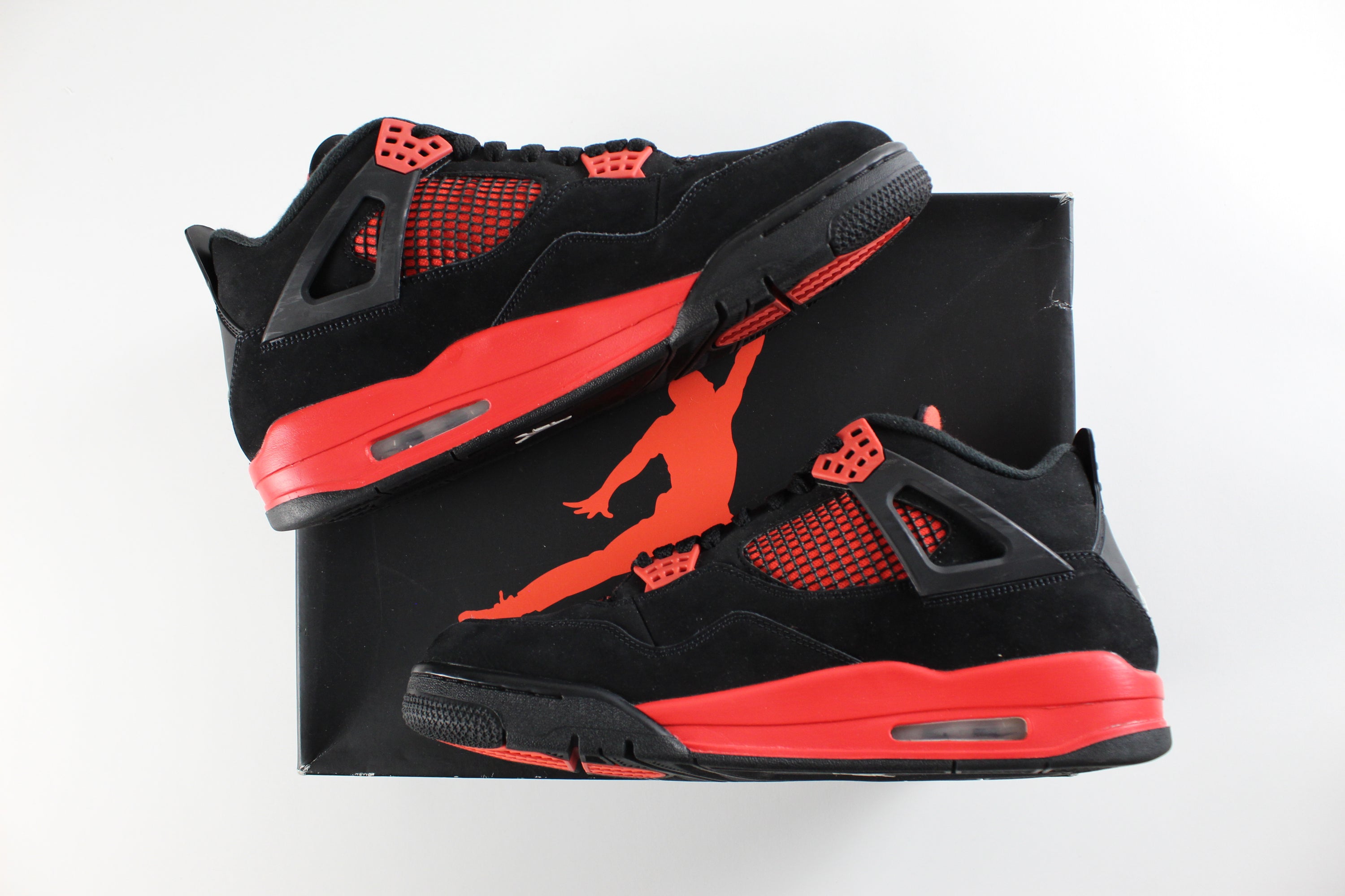 (PRE-OWNED) Jordan 4 Retro Red Thunder