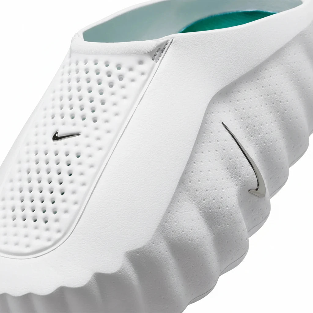 Nike Mind 001 Slide Summit
White (WMNS)