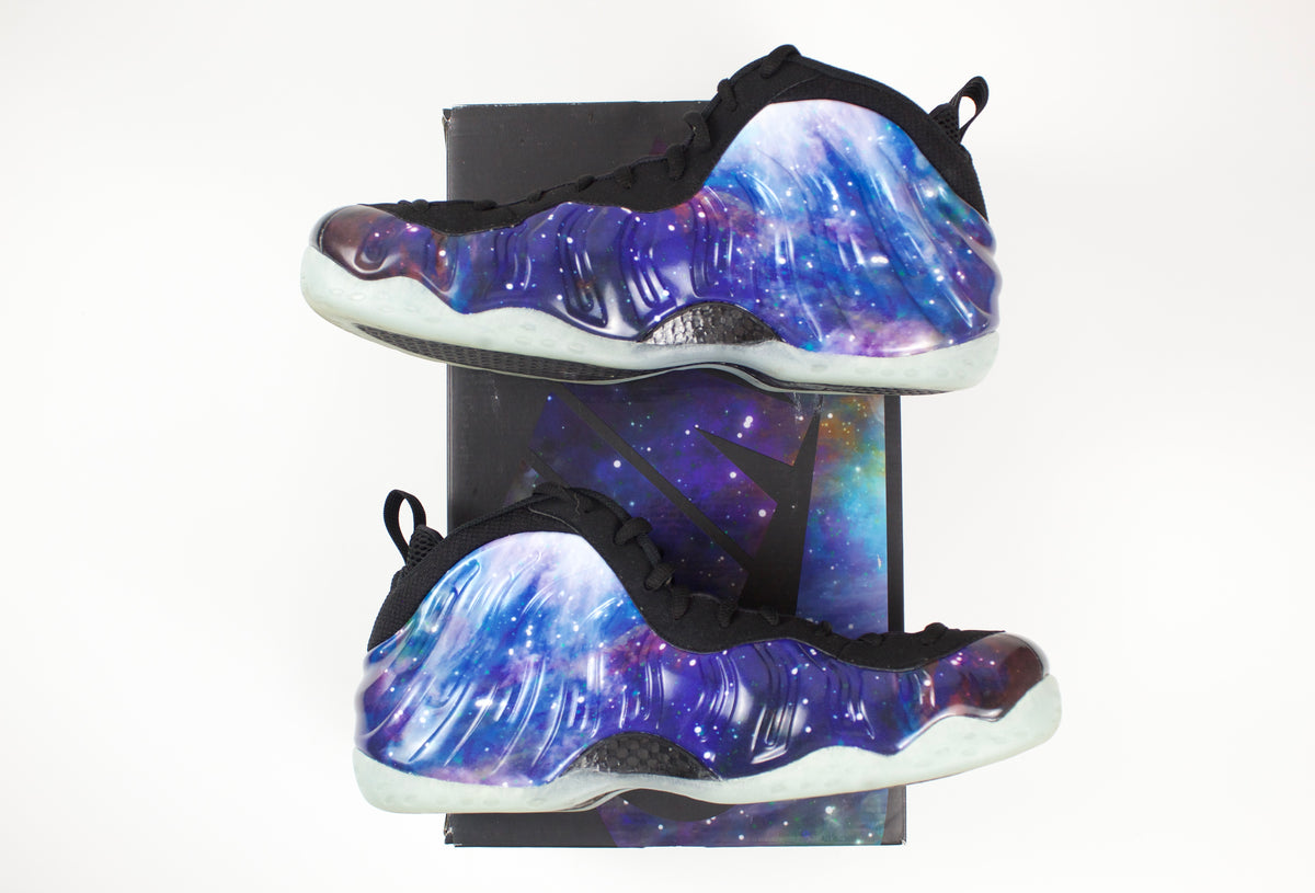 (PRE-OWNED) Nike Air Foamposite One Galaxy (2025)