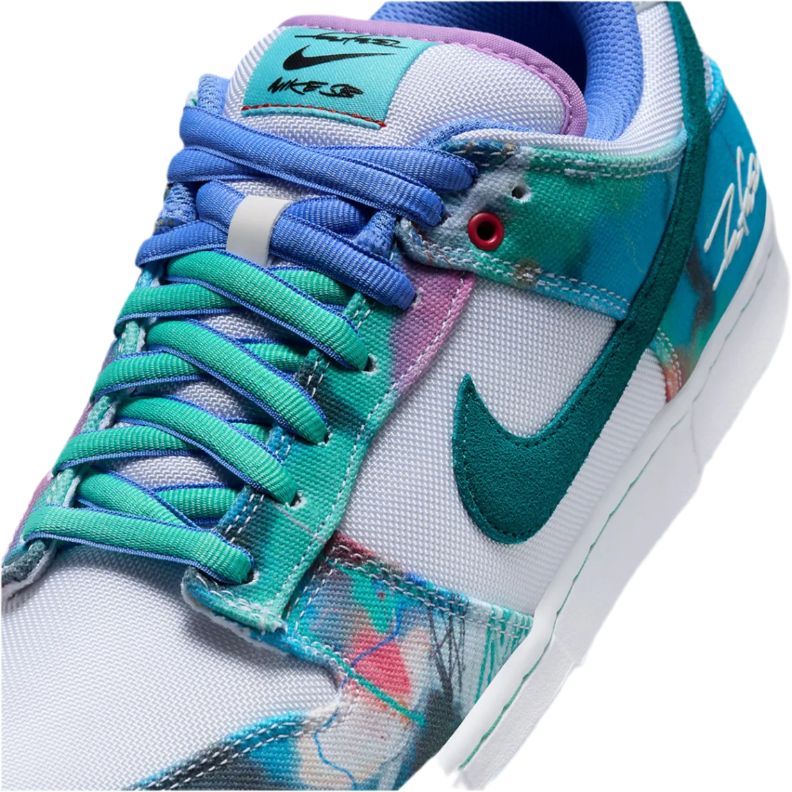 Nike SB Dunk Low Futura Laboratories Bleached Aqua