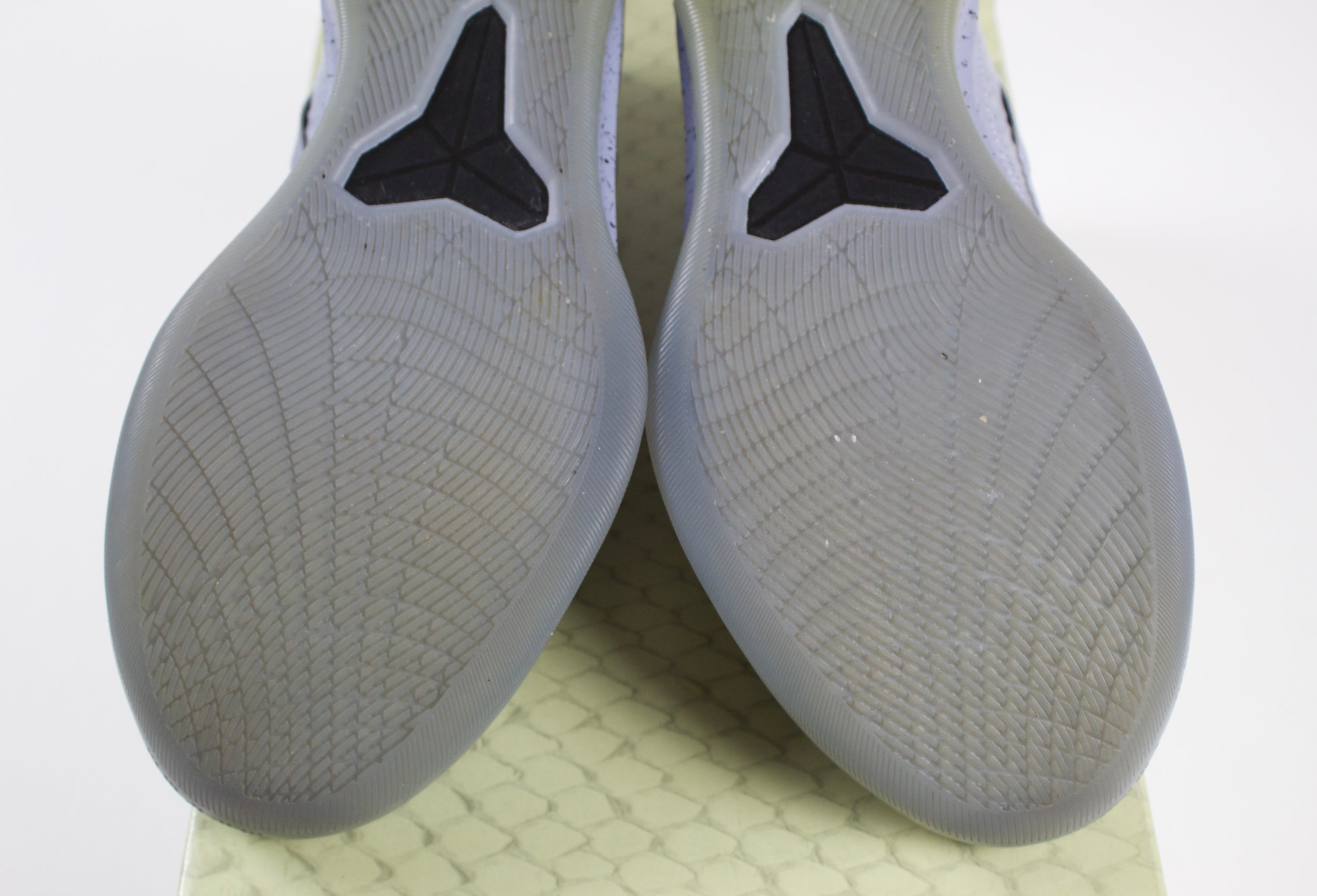 (PRE-OWNED) Nike Kobe A.D. Mid Detached