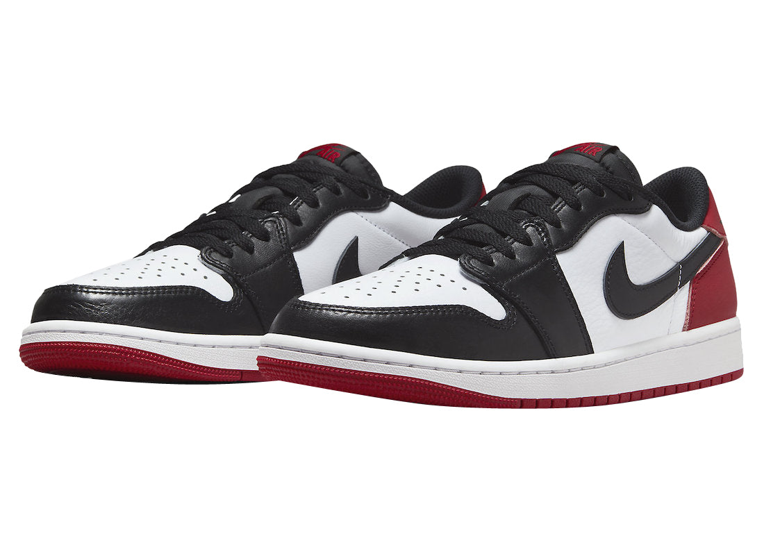 Jordan 1 Retro Low OG Black Toe (2023)