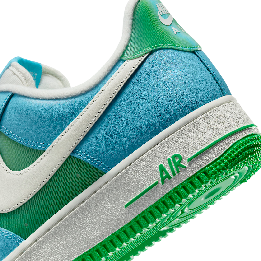 Nike Air Force 1 Low ‘07 Aquarius Blue Vapor Green