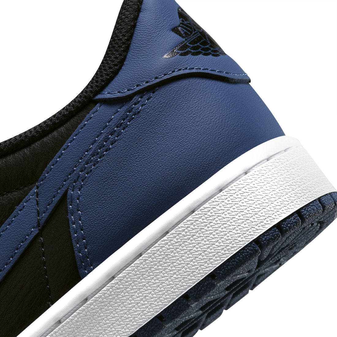 Jordan 1 Retro Low OG Mystic Navy