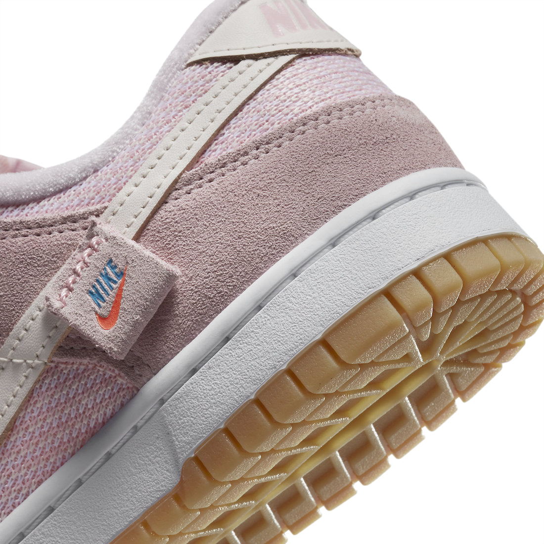 Nike Dunk Low Teddy Bear (WMNS)