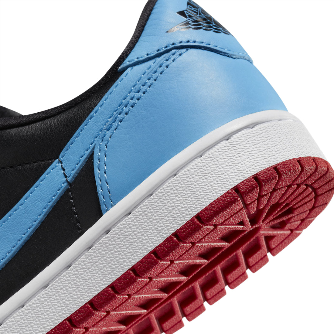 Jordan 1 Retro Low OG NC to Chi (WMNS)