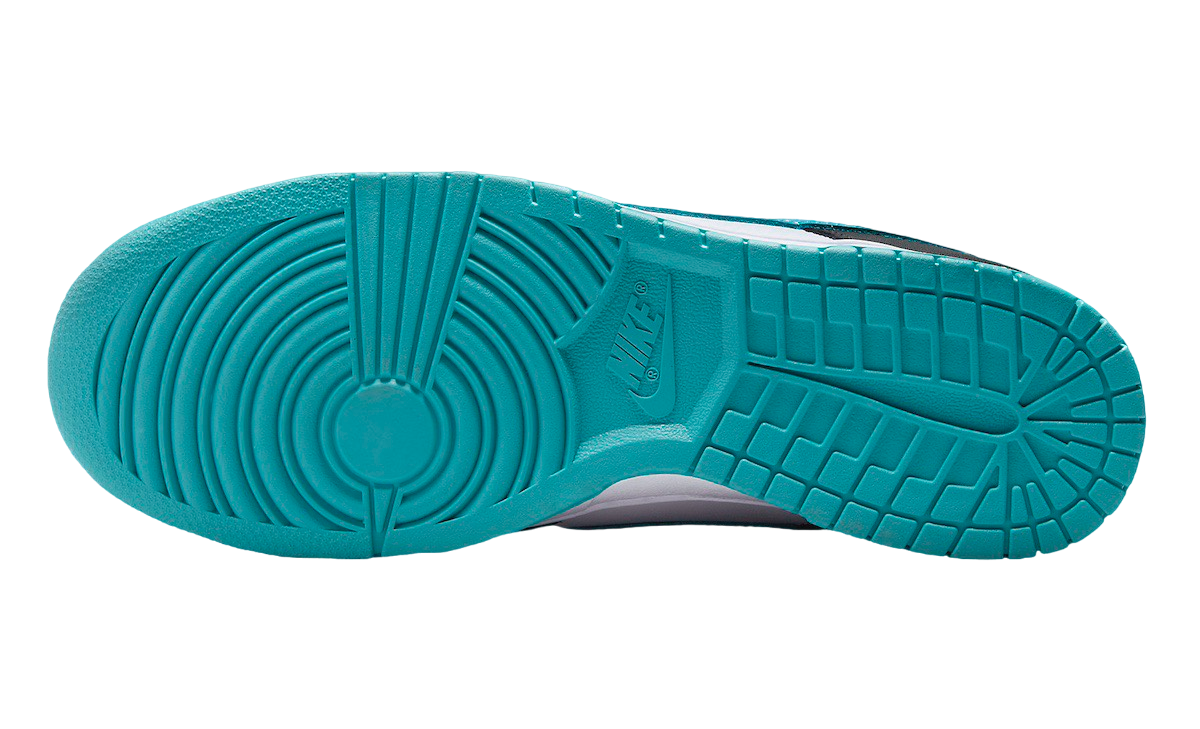 Nike Dunk Low Black Dusty Cactus