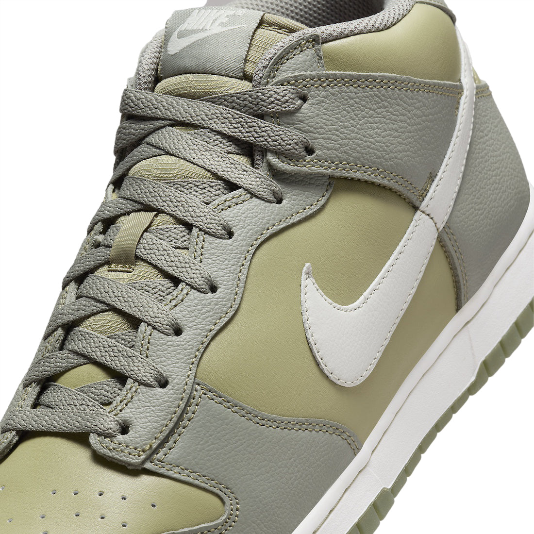 Nike Dunk Mid Dark Stucco